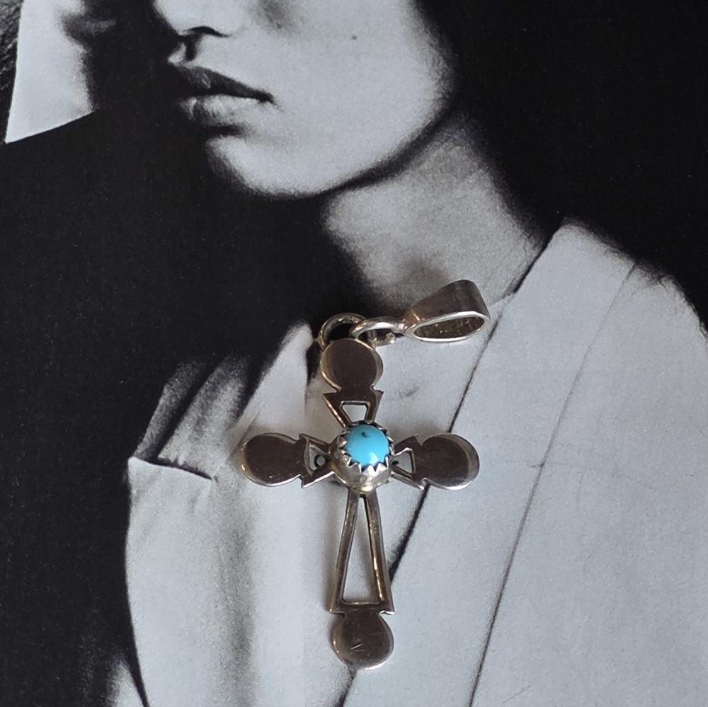 Native Made 925 Sterling Silver Turquoise Pendant